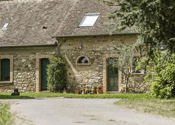 Au Domaine Hébergement de vacances Sarge-les-le-Mans